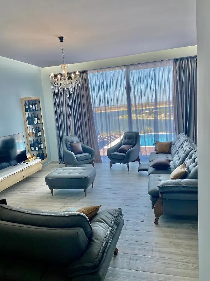 Top Villas Durres