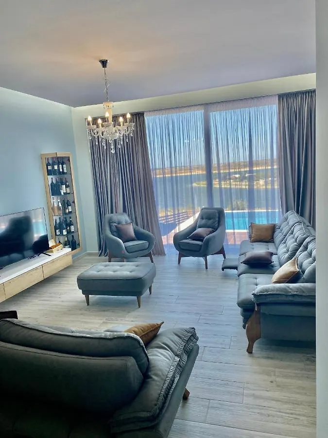 Top Villas Durres 0*,  Albania