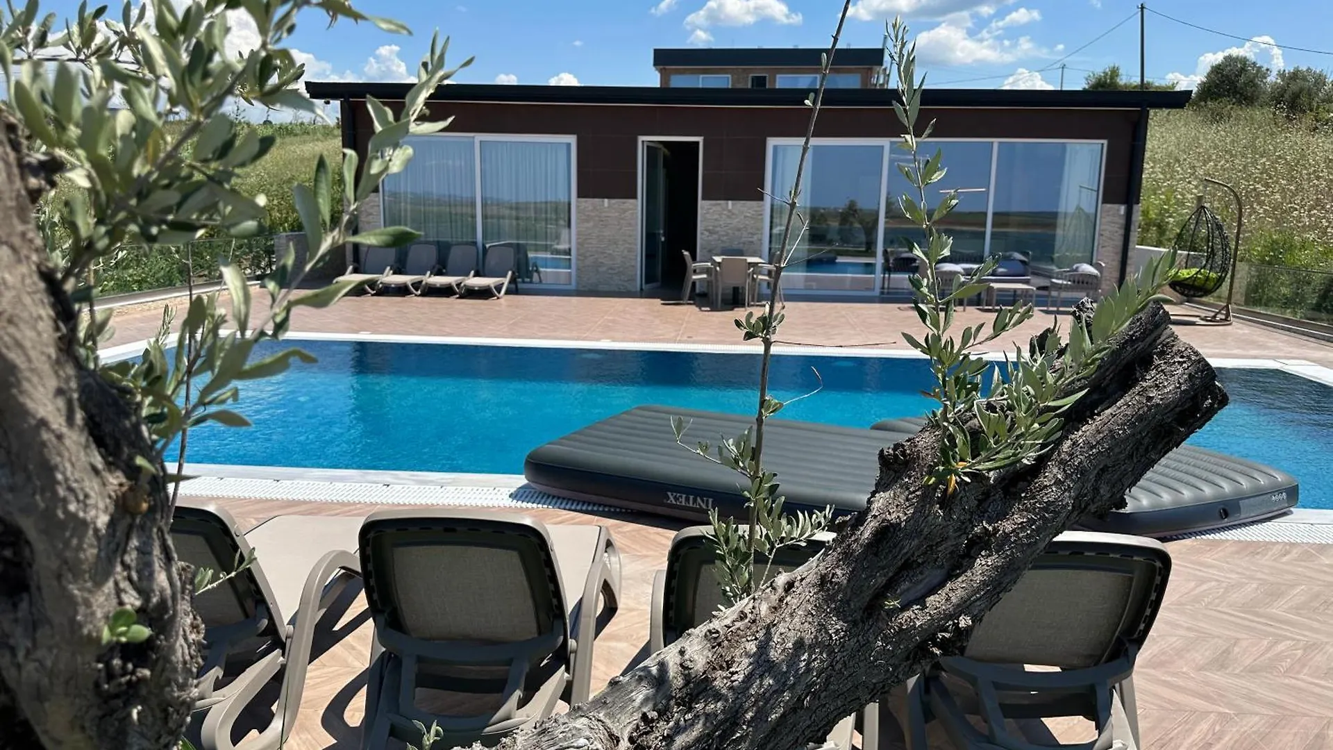 Top Villas Durres