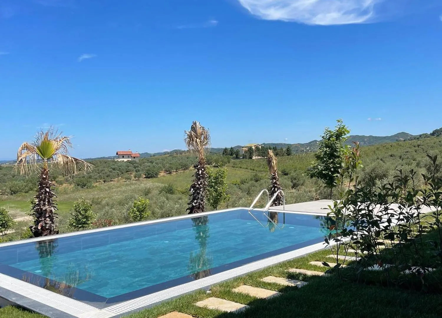Top Villas Durres
