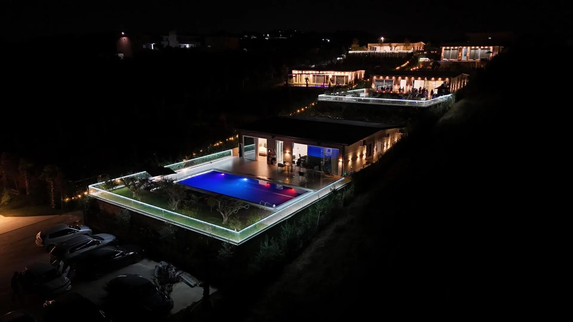 Top Villas Durrës 0*,
