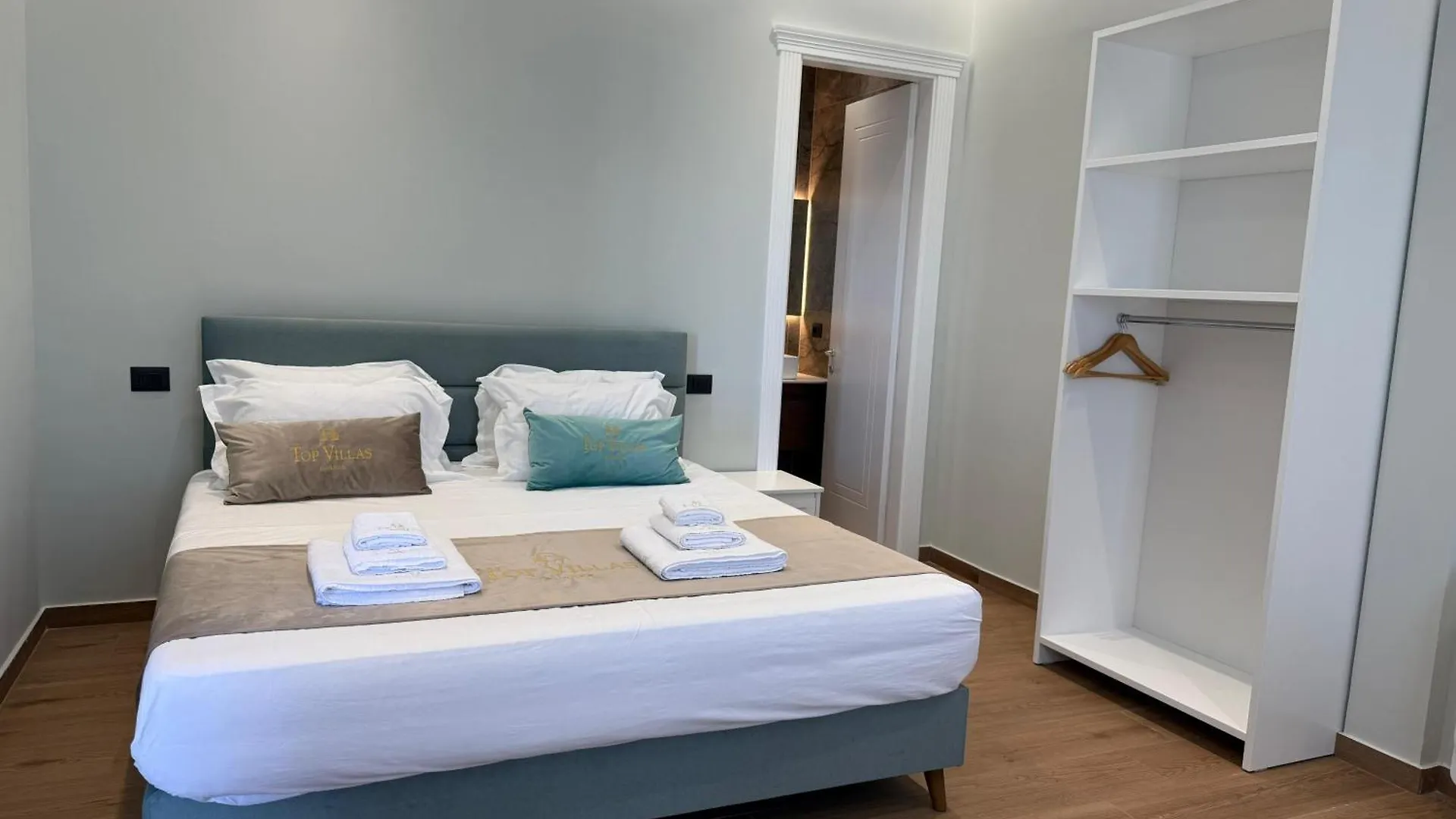 Top Villas Durrës 0*,  Albanien